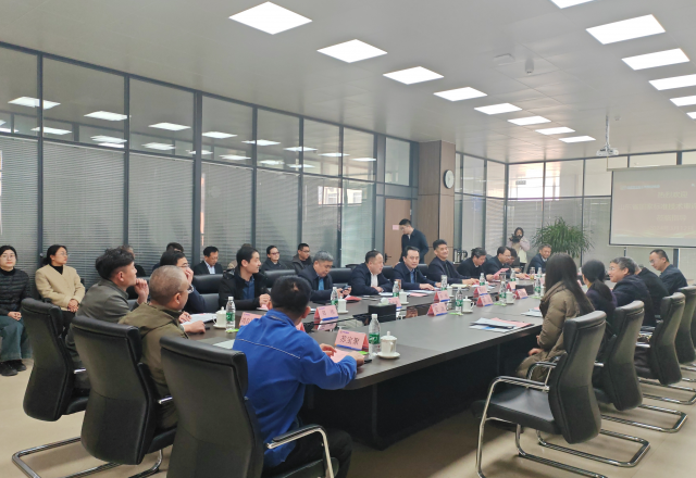 山东国家标准技术审评中心到冠亚手机平台调研标准化工作